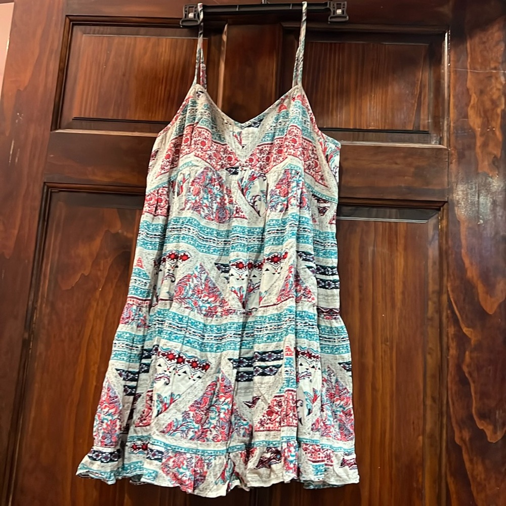 American Eagle cream, blue and red tie back dress